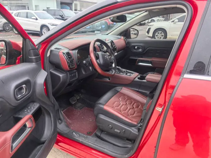 2017 Citroen C5 Aircross 1.8T 204HP L4 6AT,autocango,china used car exporter,china ev exporter,chinese used car exporter,chinese used ev exporter