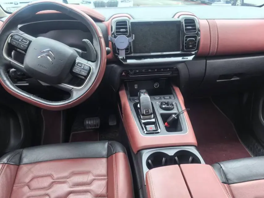 2017 Citroen C5 Aircross 1.8T 204HP L4 6AT,autocango,china used car exporter,china ev exporter,chinese used car exporter,chinese used ev exporter