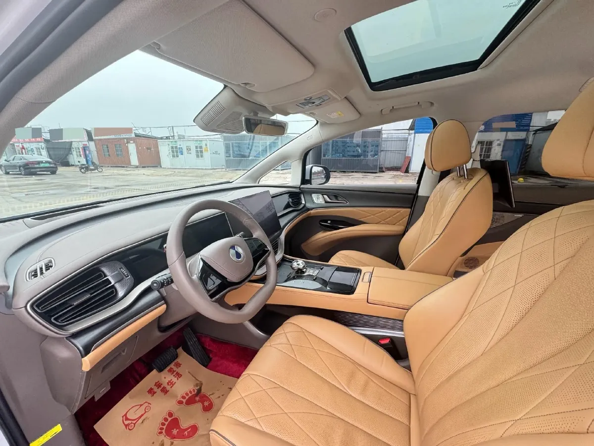 2022 Mercedes-Benz GLC Class 2.0T 197HP L4 9AT,autocango,china used car exporter,china ev exporter,chinese used car exporter,chinese used ev exporter