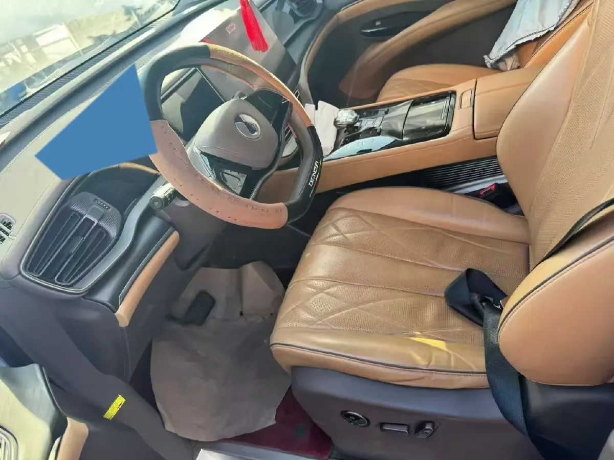 2022 Mercedes-Benz GLC Class 2.0T 197HP L4 9AT,autocango,china used car exporter,china ev exporter,chinese used car exporter,chinese used ev exporter