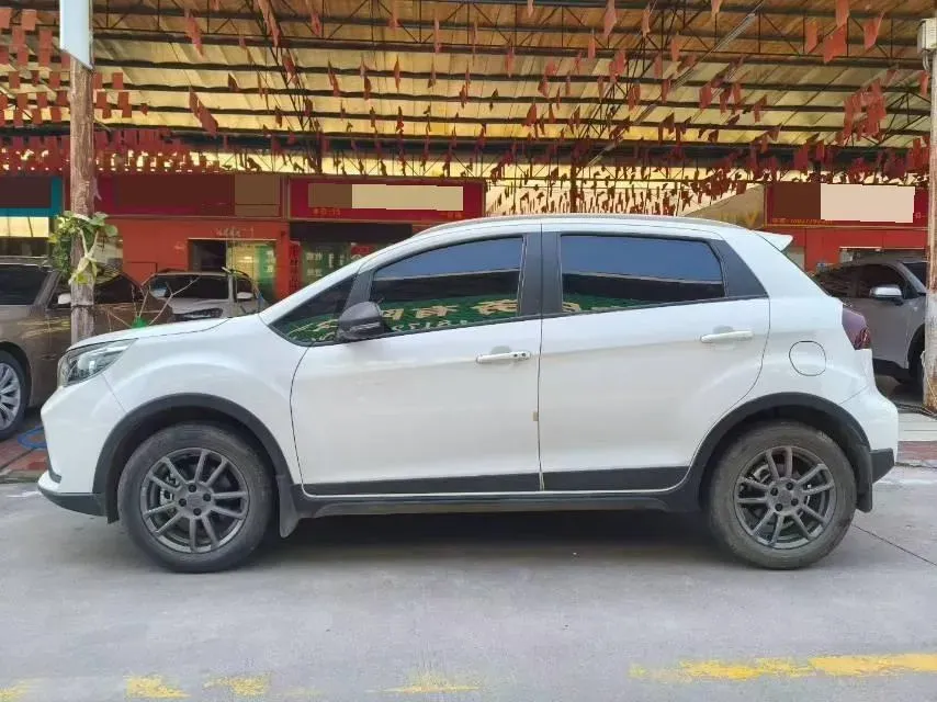 2022 Livan X3 PRO 1.5L 113HP L4 CVT,autocango,china used car exporter,china ev exporter,chinese used car exporter,chinese used ev exporter