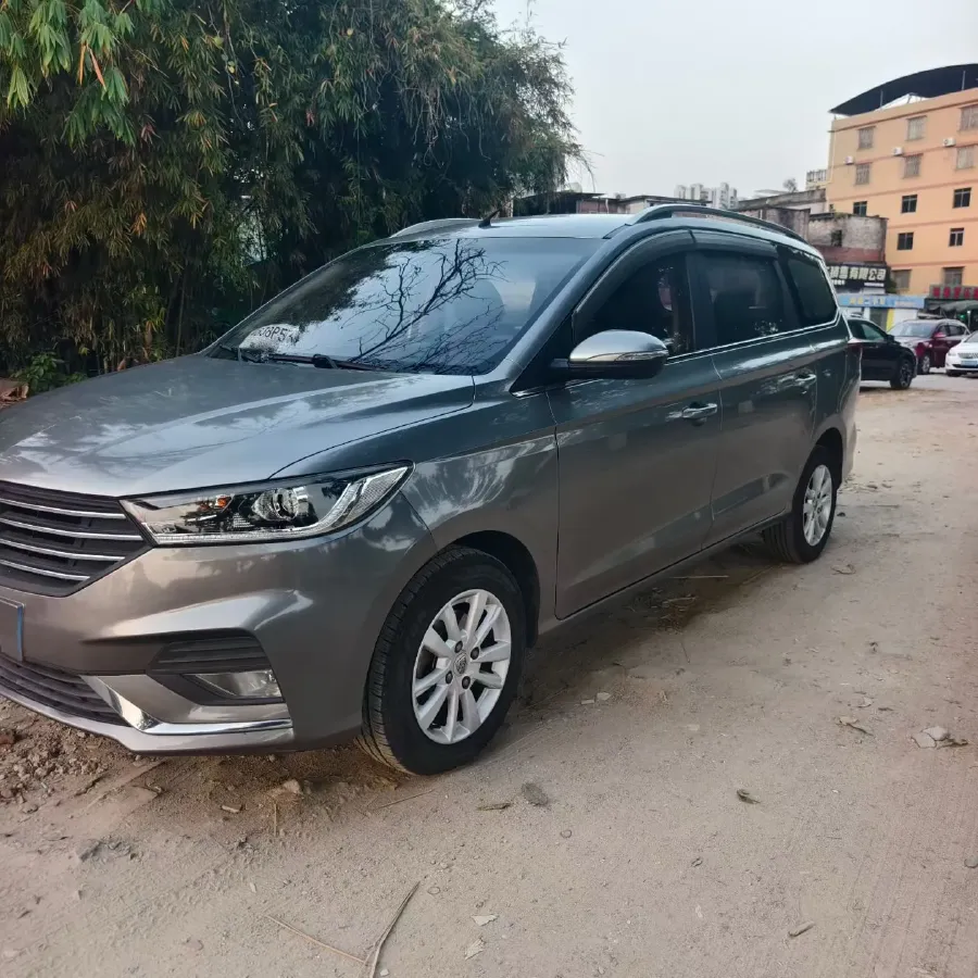 2018 BaoJun 360 1.5L 112HP L4 6MT,autocango,china used car exporter,china ev exporter,chinese used car exporter,chinese used ev exporter