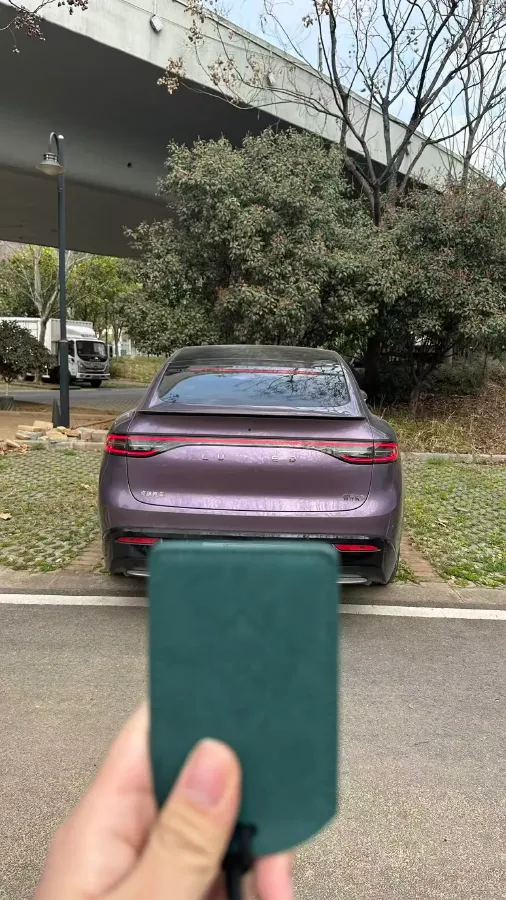 2025 Luxeed R7 REEV 156HP REEV 37KWH,autocango,china used car exporter,china ev exporter,chinese used car exporter,chinese used ev exporter