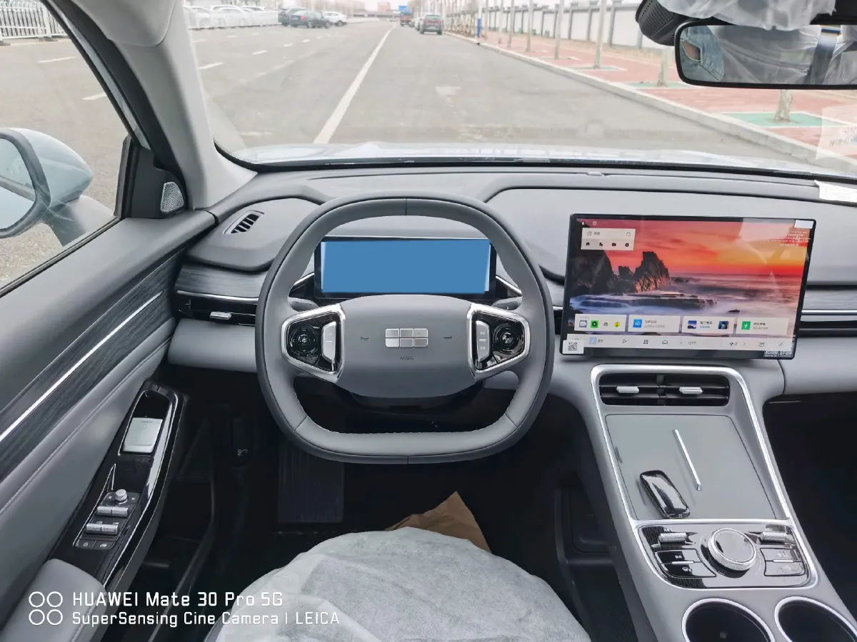 2025 Geely Galaxy L6 1.5L 112HP L4 1DHT PHEV 19.09KWH,autocango,china used car exporter,china ev exporter,chinese used car exporter,chinese used ev exporter