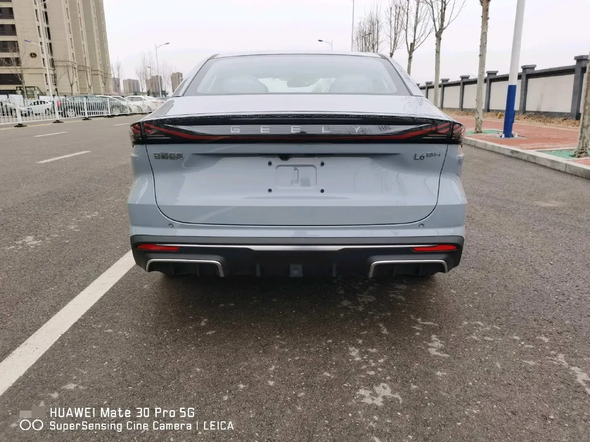 2025 Geely Galaxy L6 1.5L 112HP L4 1DHT PHEV 19.09KWH,autocango,china used car exporter,china ev exporter,chinese used car exporter,chinese used ev exporter