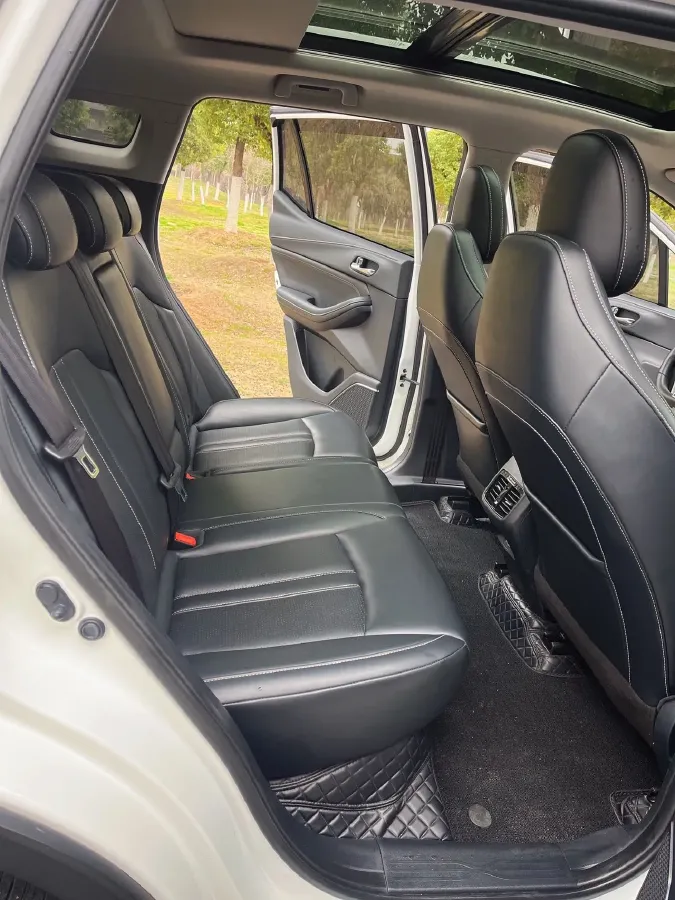 2022 GAC Trumpchi GS4 1.5T 169HP L4 6AT,autocango,china used car exporter,china ev exporter,chinese used car exporter,chinese used ev exporter