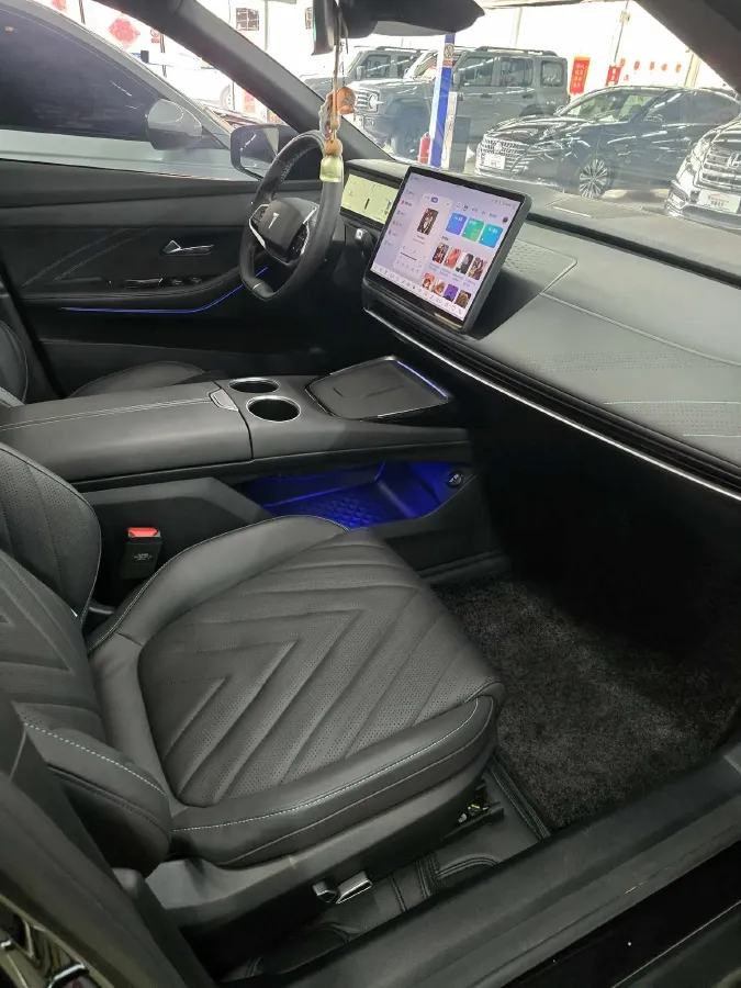 2023 Deepal SL03 1.5L 95HP L4 REEV 28.39KWH,autocango,china used car exporter,china ev exporter,chinese used car exporter,chinese used ev exporter