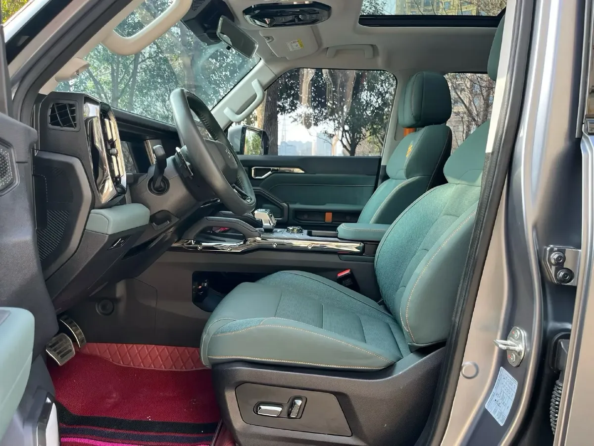 2023 Jetour Traveller 2.0T 254HP L4 7DCT,autocango,china used car exporter,china ev exporter,chinese used car exporter,chinese used ev exporter