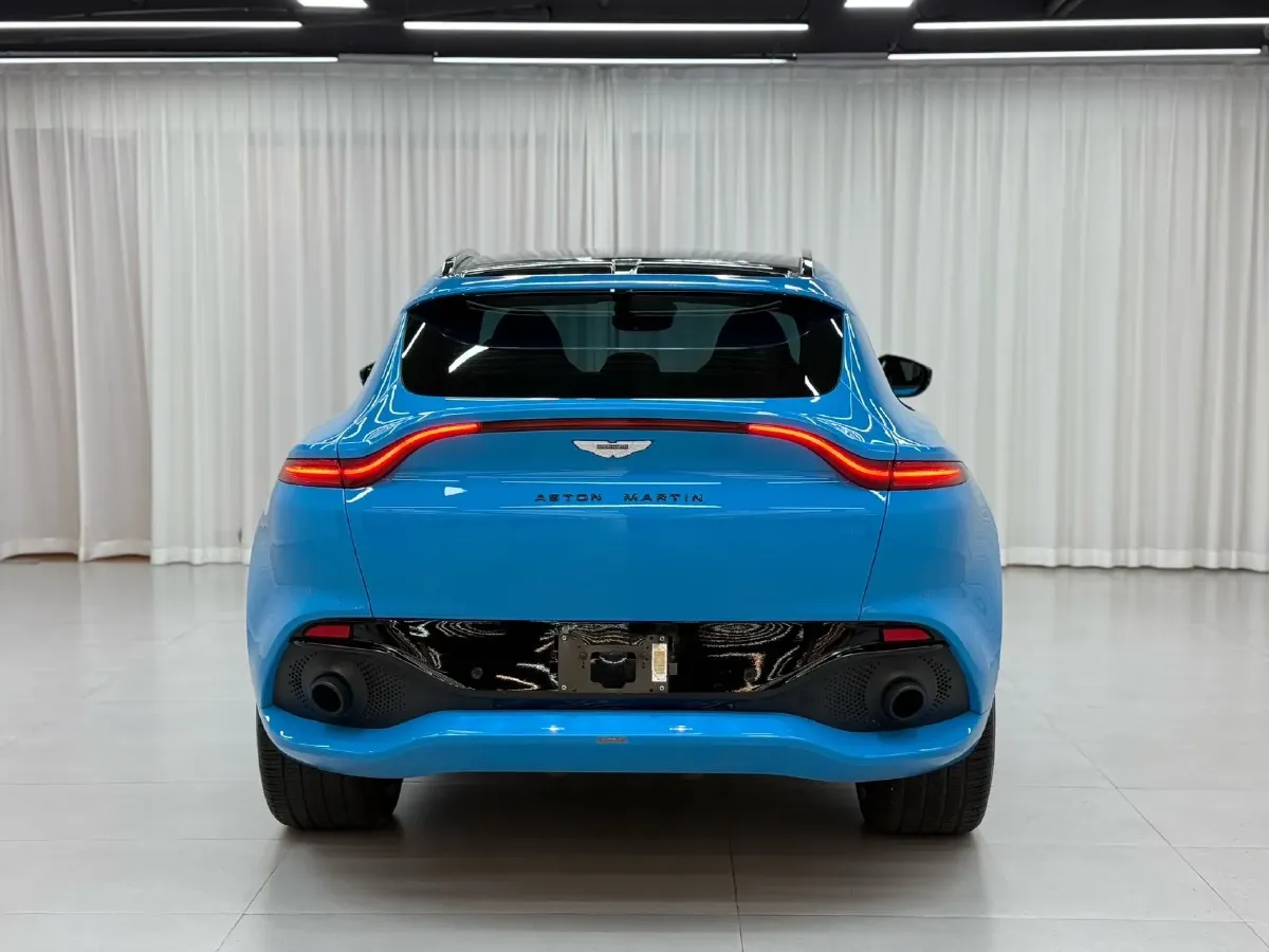 2022 Aston Martin DBX 3.0T 435HP L6 9AT,autocango,china used car exporter,china ev exporter,chinese used car exporter,chinese used ev exporter