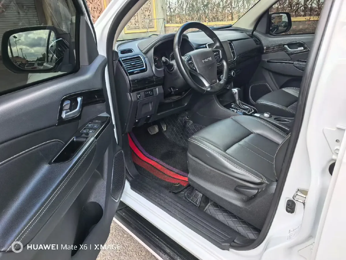 2020 Isuzu LingTuo 2.5T 150HP L4 6AT,autocango,china used car exporter,china ev exporter,chinese used car exporter,chinese used ev exporter