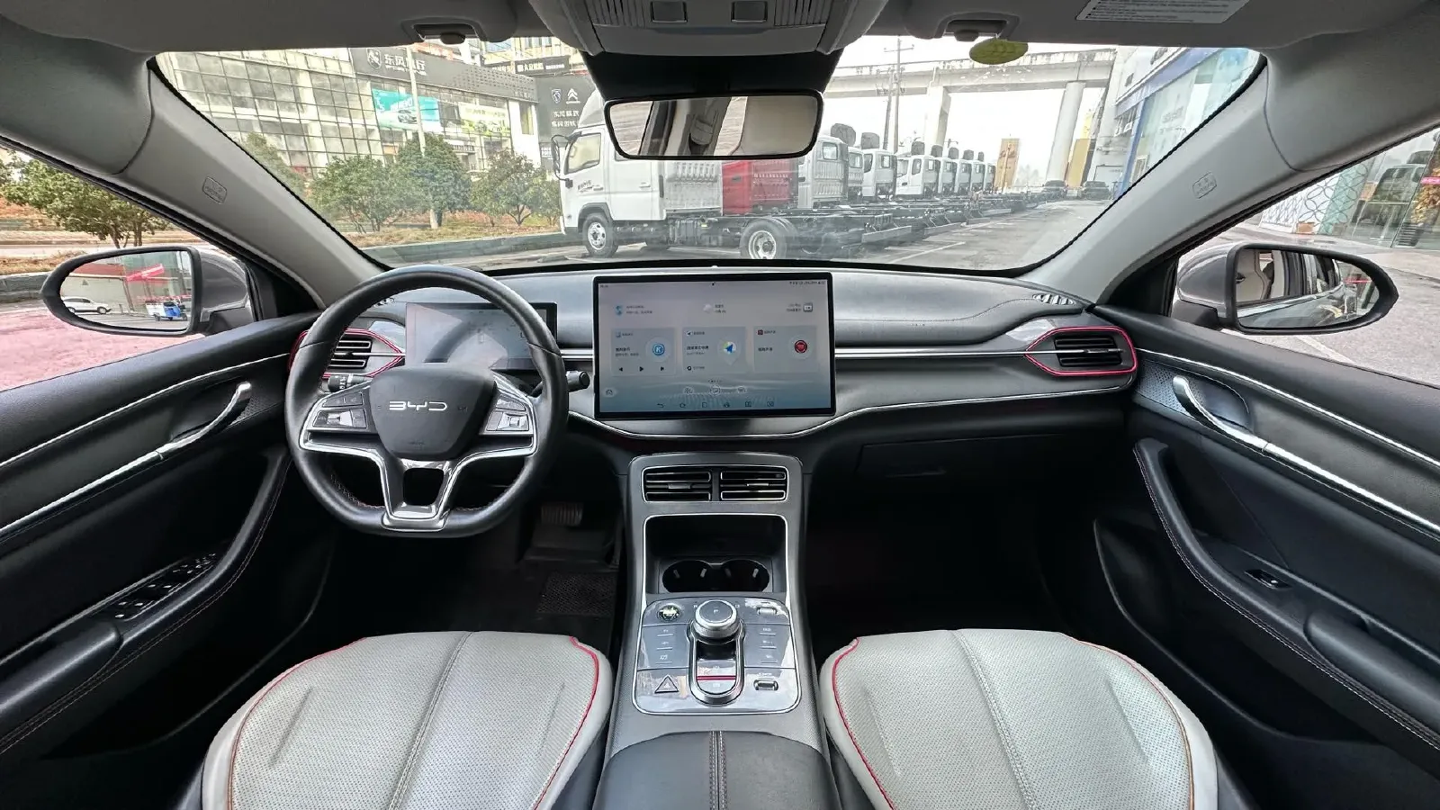 2022 ChangAn Oshan Z6 1.5T 170HP L4 6TCT PHEV 28.4KWH,autocango,china used car exporter,china ev exporter,chinese used car exporter,chinese used ev exporter