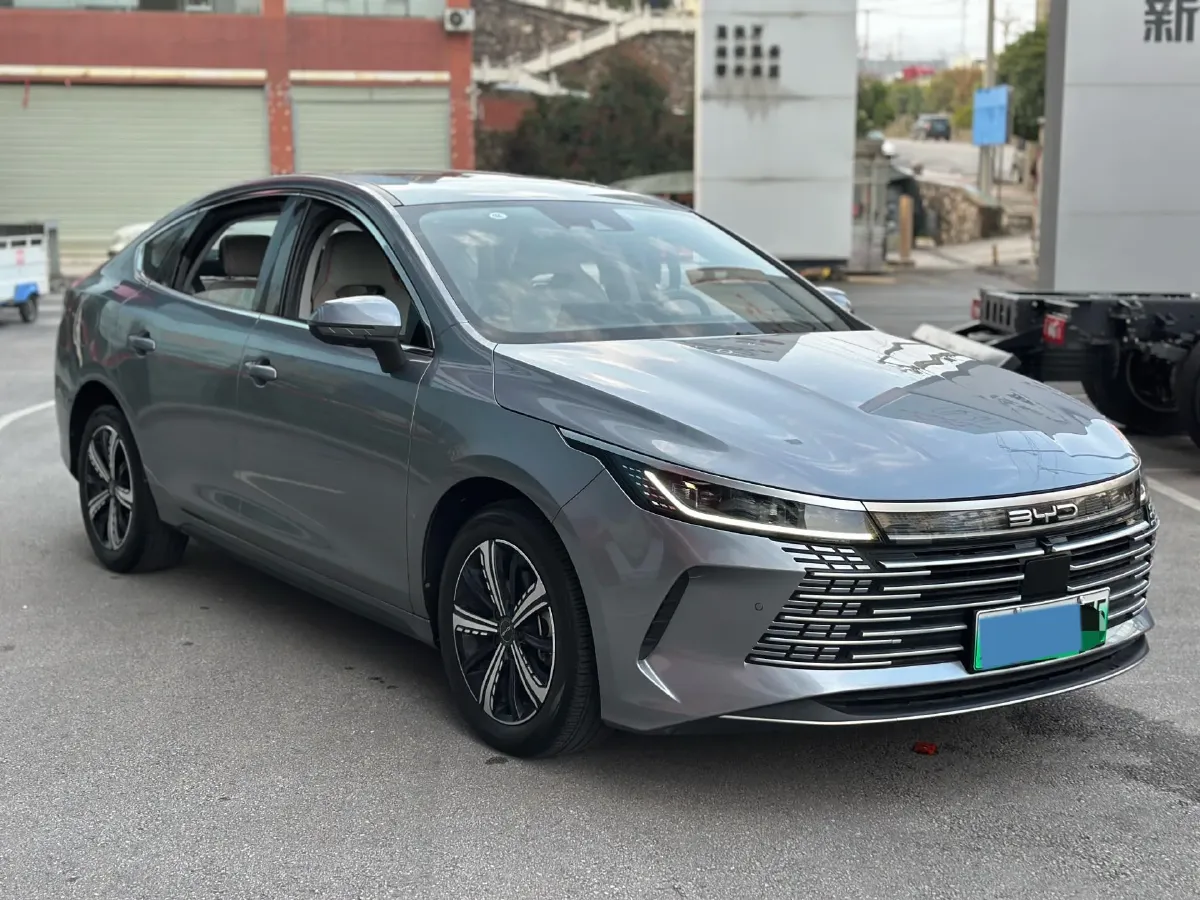2022 ChangAn Oshan Z6 1.5T 170HP L4 6TCT PHEV 28.4KWH,autocango,china used car exporter,china ev exporter,chinese used car exporter,chinese used ev exporter
