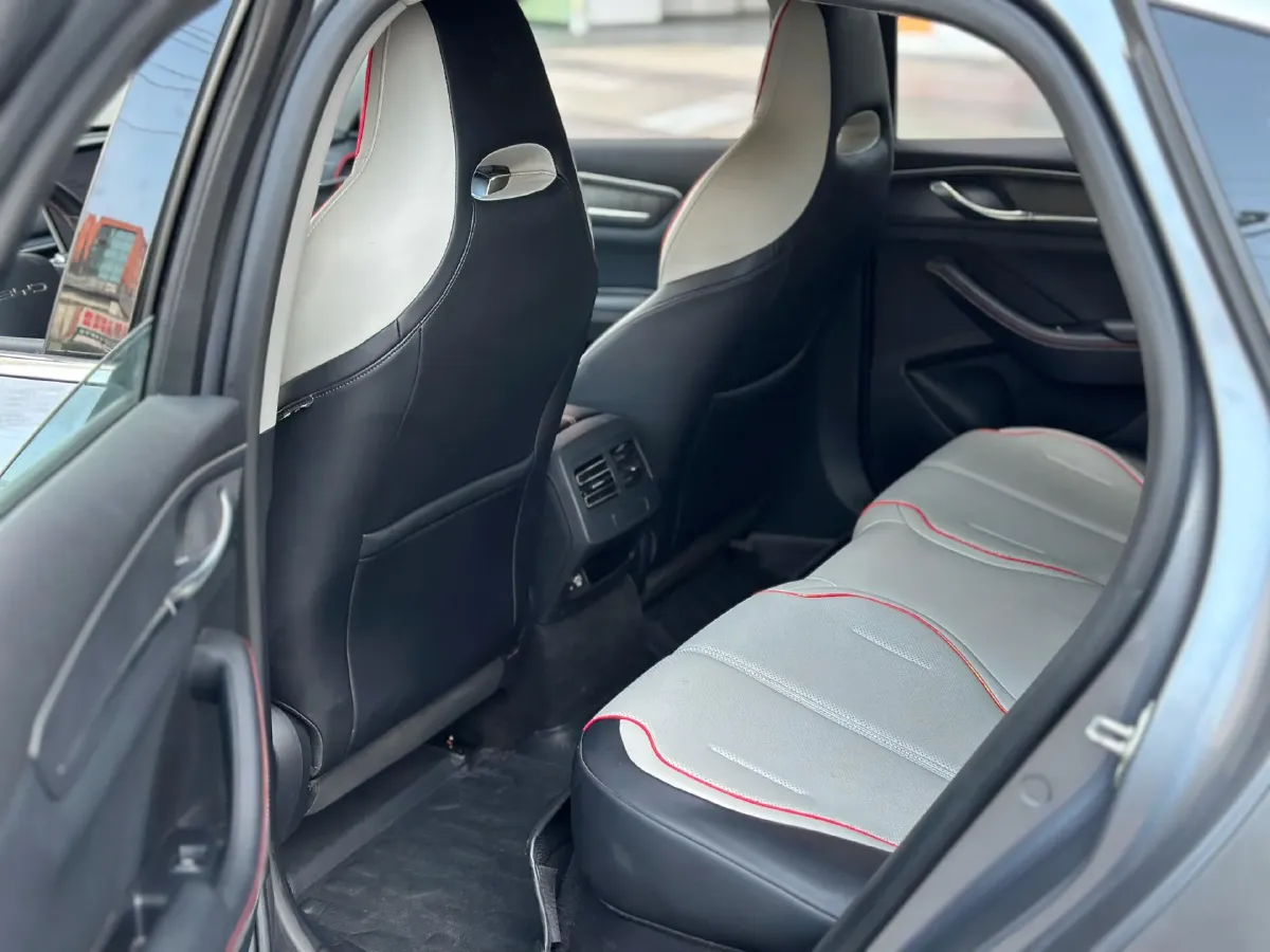 2022 ChangAn Oshan Z6 1.5T 170HP L4 6TCT PHEV 28.4KWH,autocango,china used car exporter,china ev exporter,chinese used car exporter,chinese used ev exporter