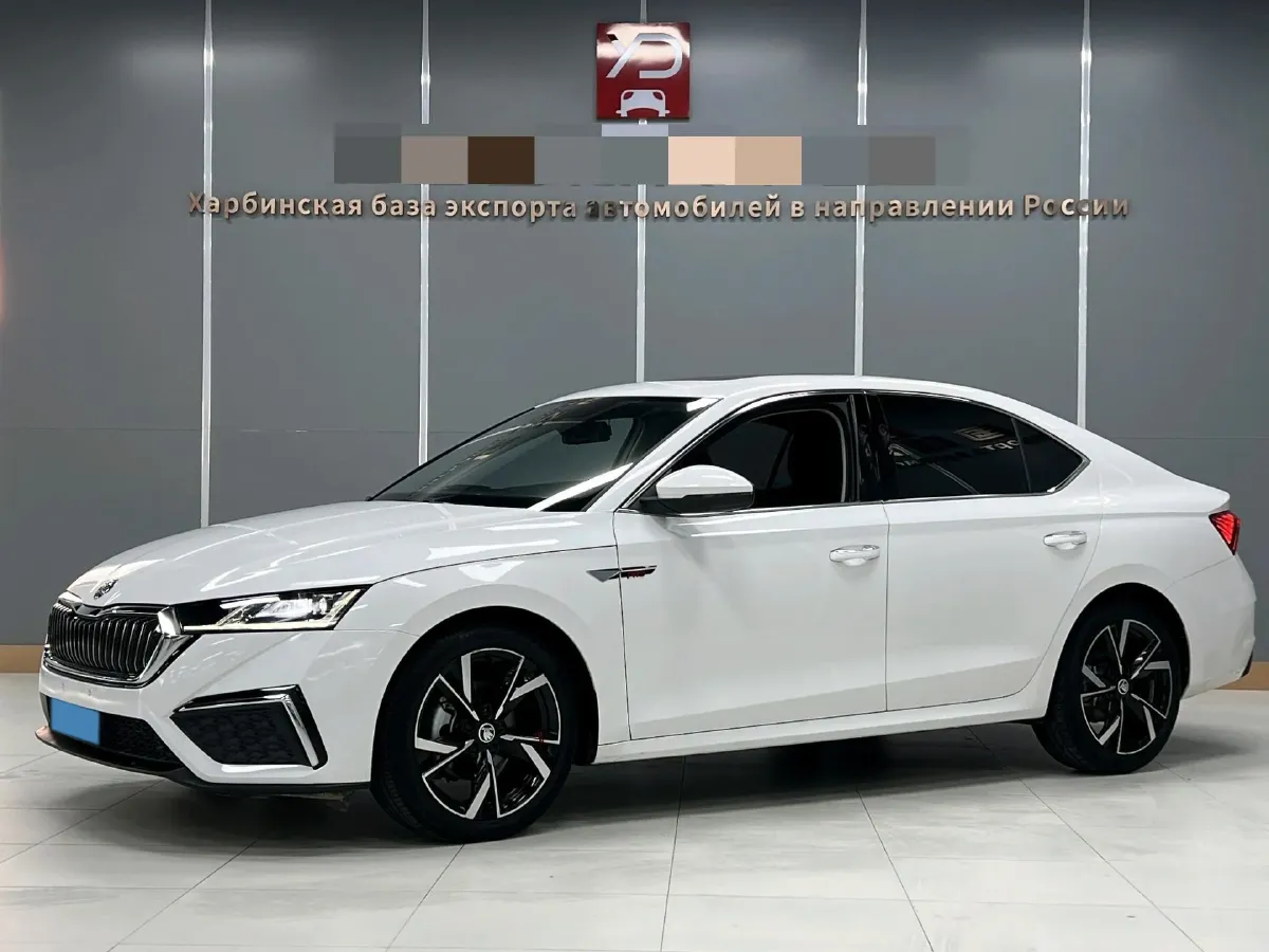 2021 Skoda Octavia 1.4T 150HP L4 7DCT,autocango,china used car exporter,china ev exporter,chinese used car exporter,chinese used ev exporter