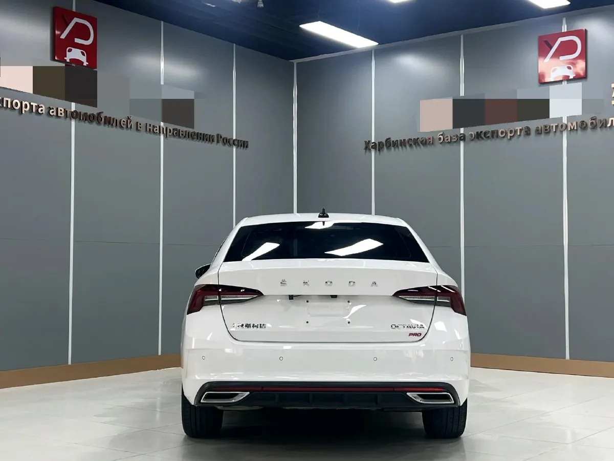 2021 Skoda Octavia 1.4T 150HP L4 7DCT,autocango,china used car exporter,china ev exporter,chinese used car exporter,chinese used ev exporter