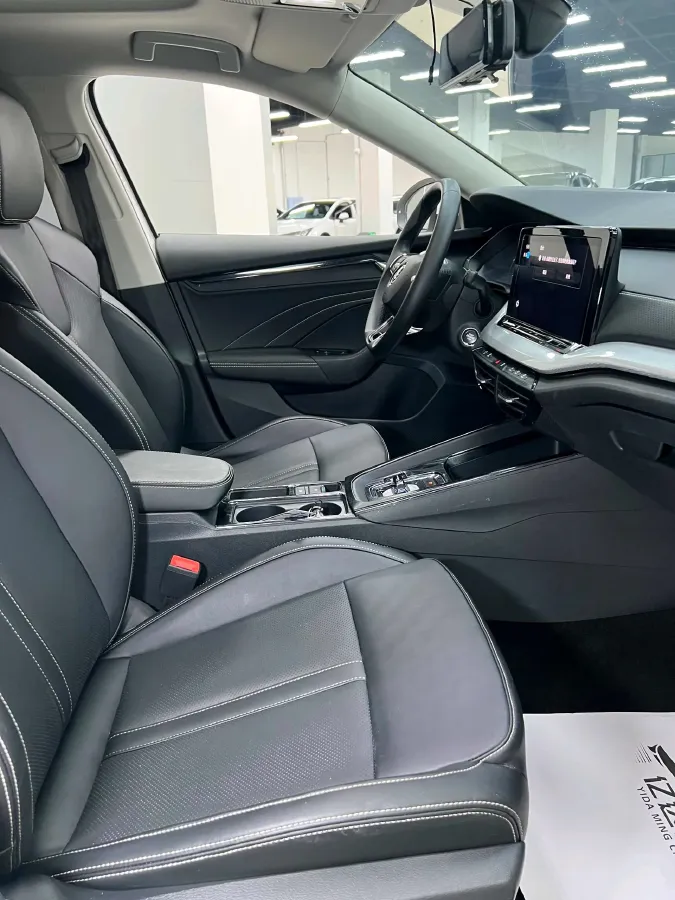 2021 Skoda Octavia 1.4T 150HP L4 7DCT,autocango,china used car exporter,china ev exporter,chinese used car exporter,chinese used ev exporter