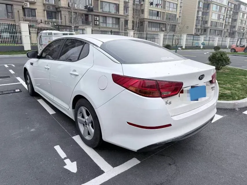 2015 Kia K5 2.0L 162HP L4 6AT,autocango,china used car exporter,china ev exporter,chinese used car exporter,chinese used ev exporter