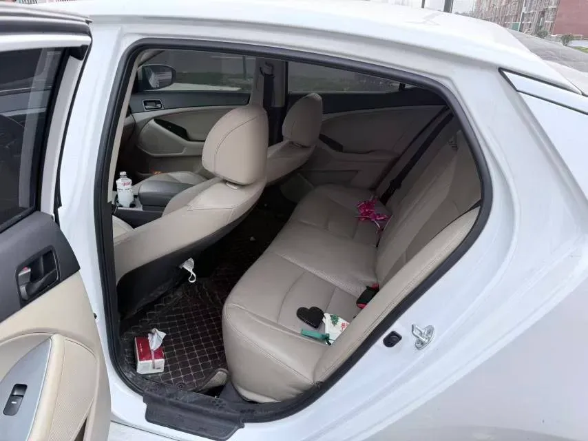 2015 Kia K5 2.0L 162HP L4 6AT,autocango,china used car exporter,china ev exporter,chinese used car exporter,chinese used ev exporter