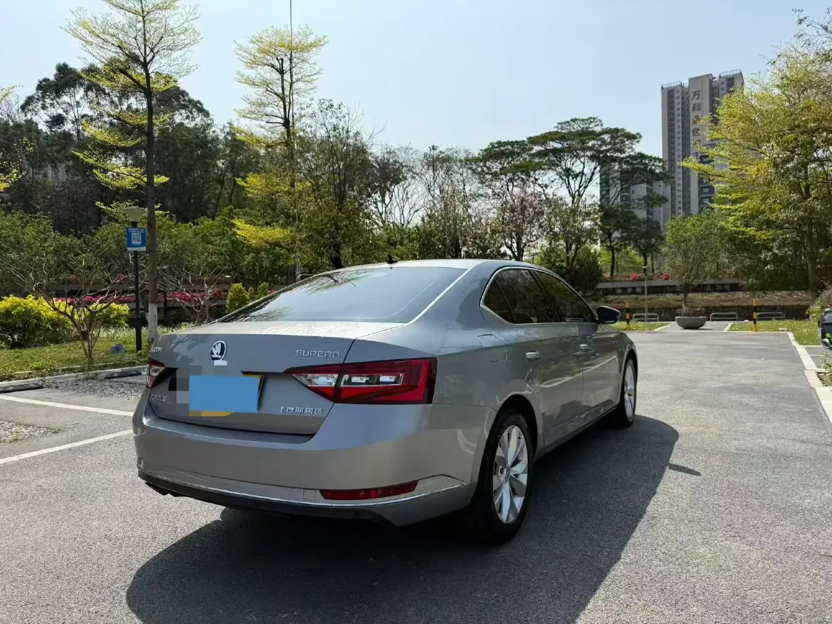 2018 Nissan Terra 2.5L 184HP L4 7AT,autocango,china used car exporter,china ev exporter,chinese used car exporter,chinese used ev exporter