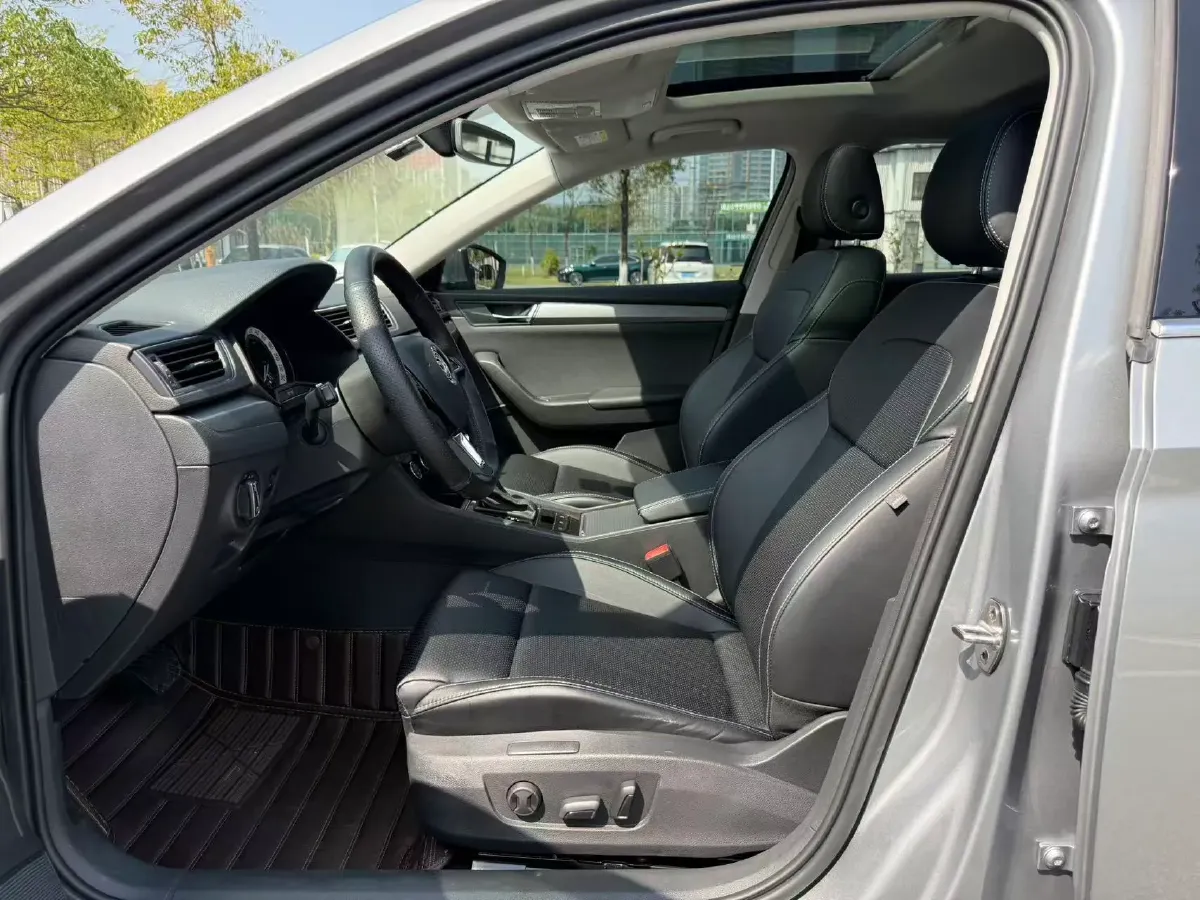 2018 Nissan Terra 2.5L 184HP L4 7AT,autocango,china used car exporter,china ev exporter,chinese used car exporter,chinese used ev exporter