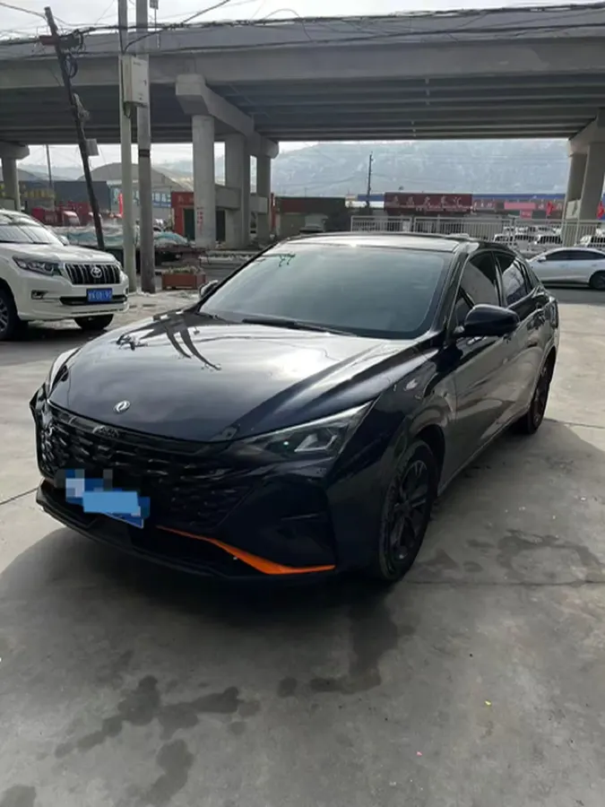 2023 DongFeng Aeolus YiXuan 1.5L 125HP L4 6DCT,autocango,china used car exporter,china ev exporter,chinese used car exporter,chinese used ev exporter