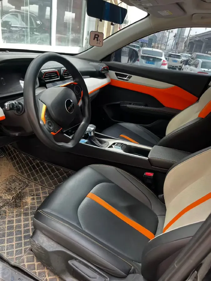 2023 DongFeng Aeolus YiXuan 1.5L 125HP L4 6DCT,autocango,china used car exporter,china ev exporter,chinese used car exporter,chinese used ev exporter