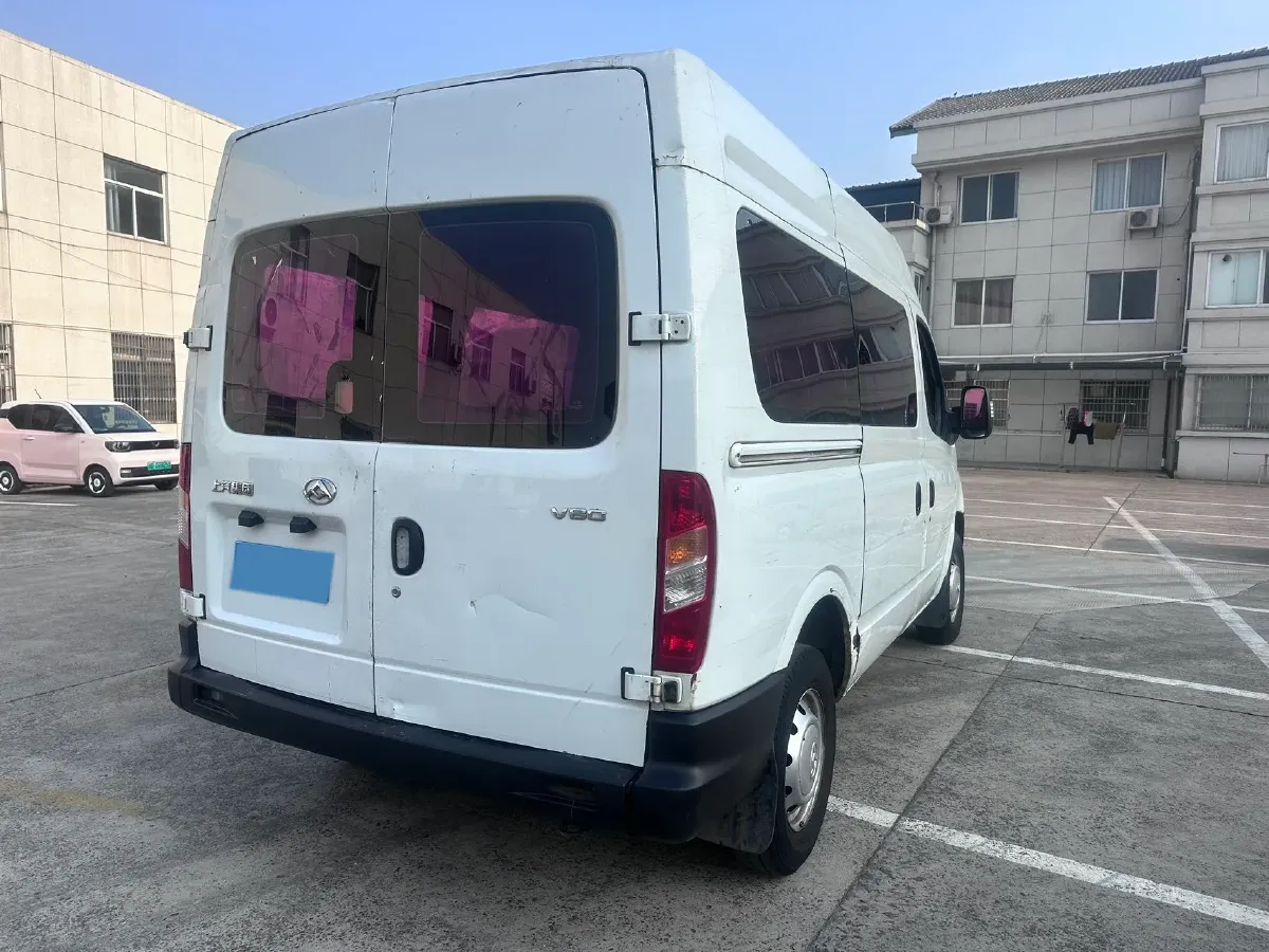 2020 MAXUS XinTu V80 2.5T 136HP L4 6MT,autocango,china used car exporter,china ev exporter,chinese used car exporter,chinese used ev exporter