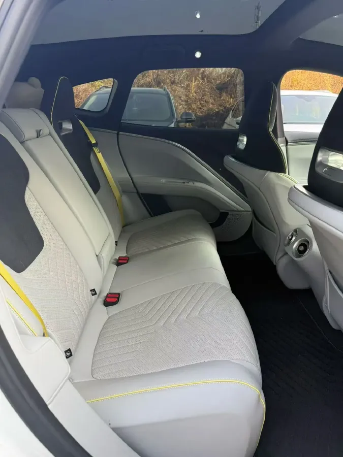 2023 Avatr 11 BEV 90KWH,autocango,china used car exporter,china ev exporter,chinese used car exporter,chinese used ev exporter