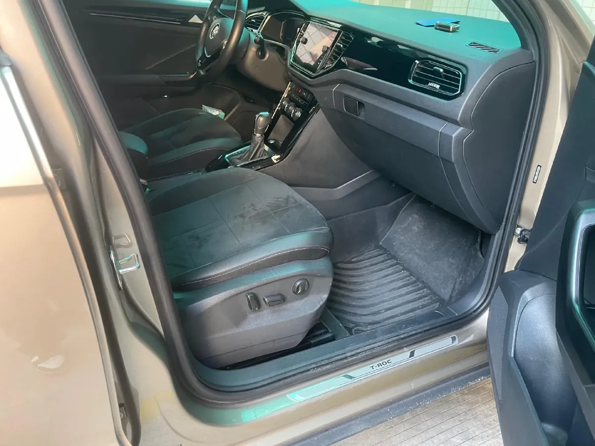 2019 Volkswagen T-Roc 1.4T 150HP L4 7DCT,autocango,china used car exporter,china ev exporter,chinese used car exporter,chinese used ev exporter