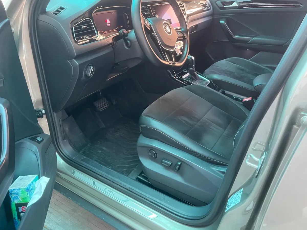 2019 Volkswagen T-Roc 1.4T 150HP L4 7DCT,autocango,china used car exporter,china ev exporter,chinese used car exporter,chinese used ev exporter