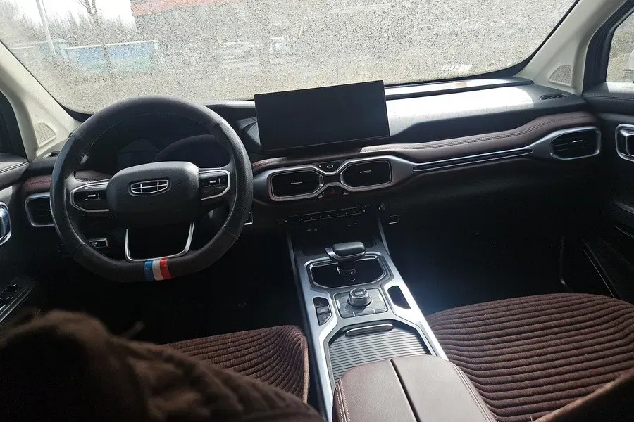 2022 Geely Okavango 1.8T 184HP L4 7DCT,autocango,china used car exporter,china ev exporter,chinese used car exporter,chinese used ev exporter