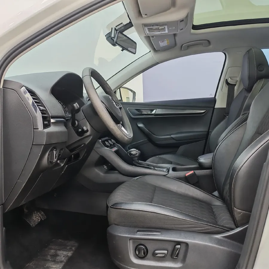 2021 Skoda Karoq 1.4T 150HP L4 7DCT,autocango,china used car exporter,china ev exporter,chinese used car exporter,chinese used ev exporter