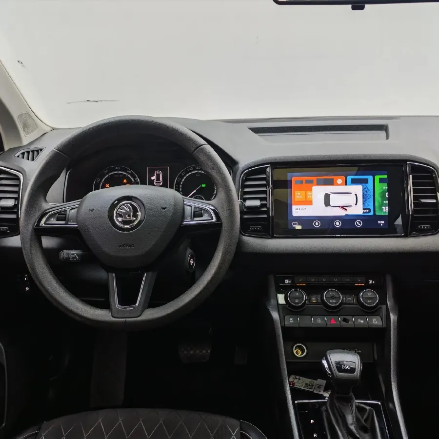 2021 Skoda Karoq 1.4T 150HP L4 7DCT,autocango,china used car exporter,china ev exporter,chinese used car exporter,chinese used ev exporter