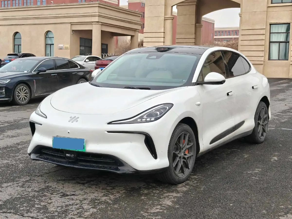 2023 IM LS6 BEV 71KWH,autocango,china used car exporter,china ev exporter,chinese used car exporter,chinese used ev exporter