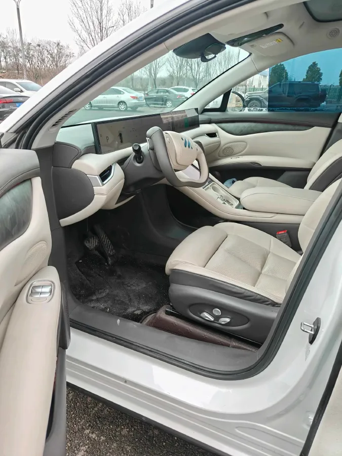 2023 IM LS6 BEV 71KWH,autocango,china used car exporter,china ev exporter,chinese used car exporter,chinese used ev exporter