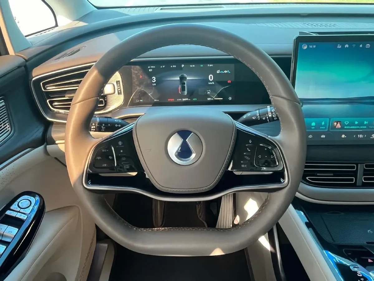 2022 Mercedes-Benz GLC Class 2.0T 197HP L4 9AT,autocango,china used car exporter,china ev exporter,chinese used car exporter,chinese used ev exporter