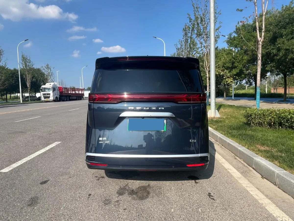 2022 Mercedes-Benz GLC Class 2.0T 197HP L4 9AT,autocango,china used car exporter,china ev exporter,chinese used car exporter,chinese used ev exporter