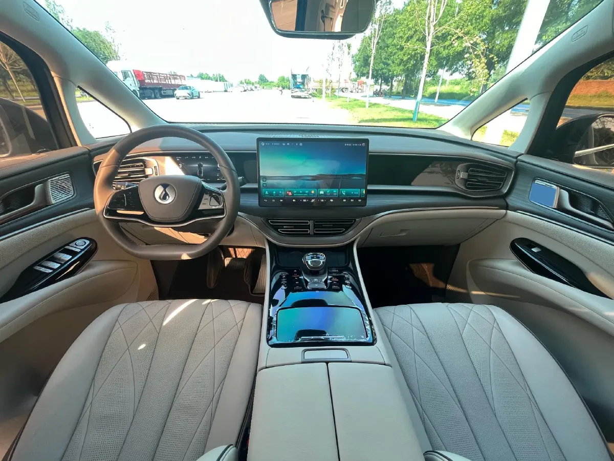 2022 Mercedes-Benz GLC Class 2.0T 197HP L4 9AT,autocango,china used car exporter,china ev exporter,chinese used car exporter,chinese used ev exporter