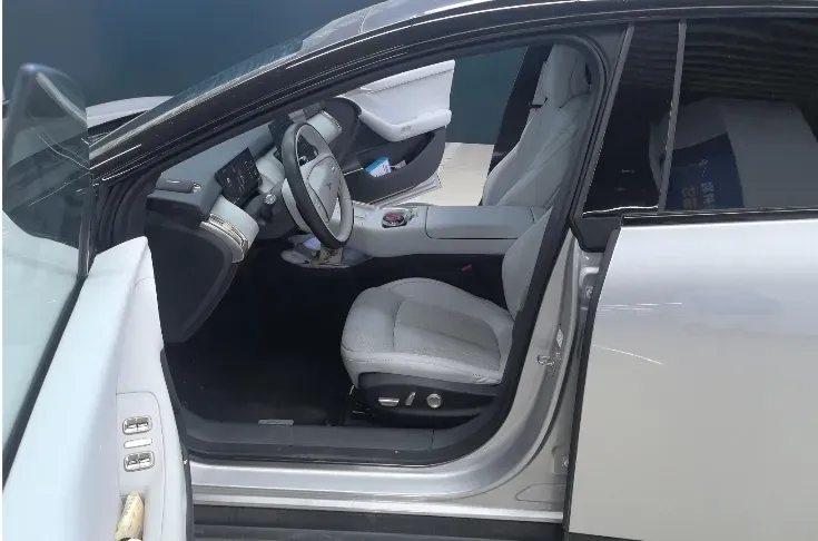 2024 Xpeng P7+ BEV 60.7KWH,autocango,china used car exporter,china ev exporter,chinese used car exporter,chinese used ev exporter