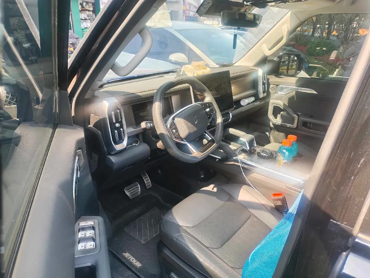 2023 Jetour Traveller 2.0T 254HP L4 7DCT,autocango,china used car exporter,china ev exporter,chinese used car exporter,chinese used ev exporter