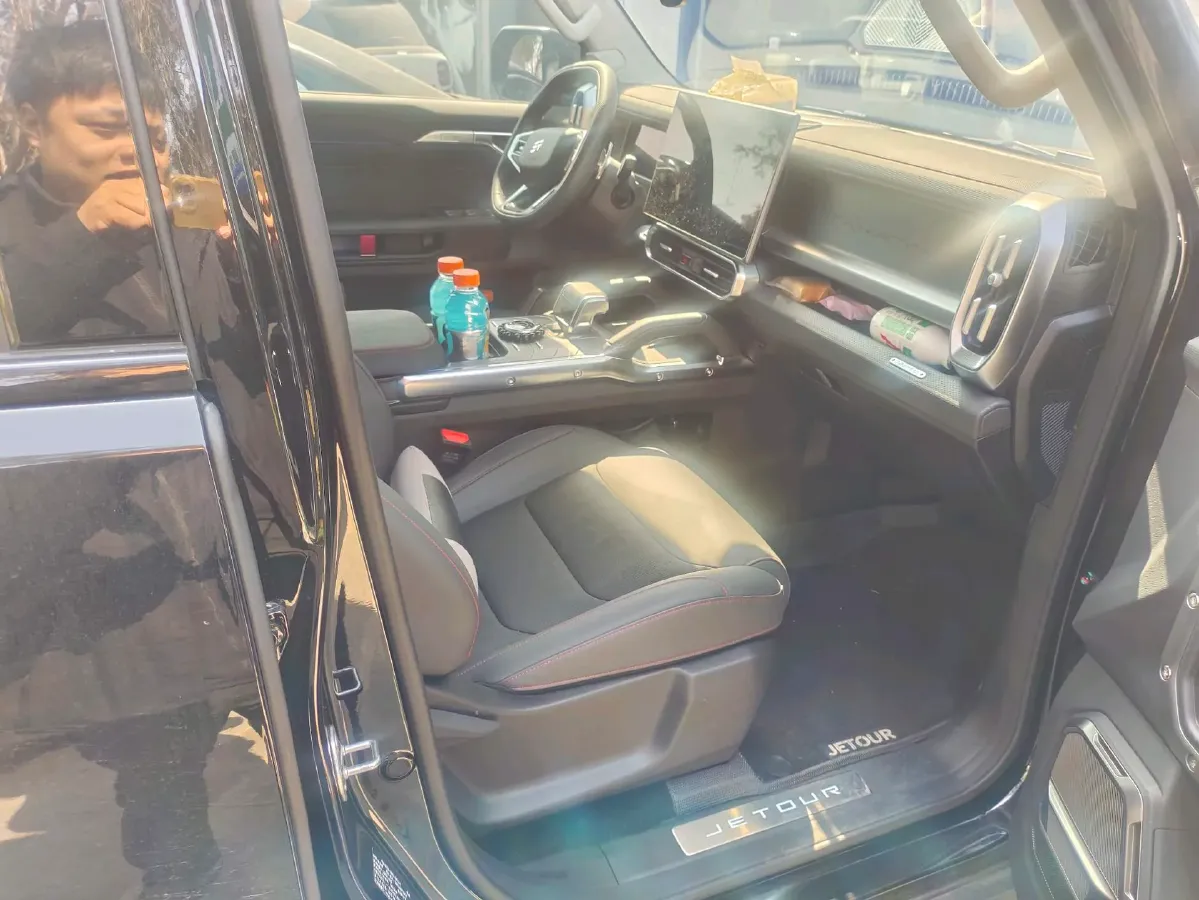 2023 Jetour Traveller 2.0T 254HP L4 7DCT,autocango,china used car exporter,china ev exporter,chinese used car exporter,chinese used ev exporter