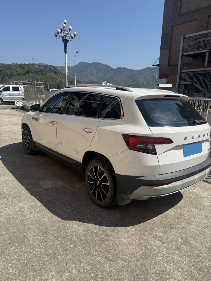 2020 Skoda Karoq 1.4T 150HP L4 7DCT,autocango,china used car exporter,china ev exporter,chinese used car exporter,chinese used ev exporter