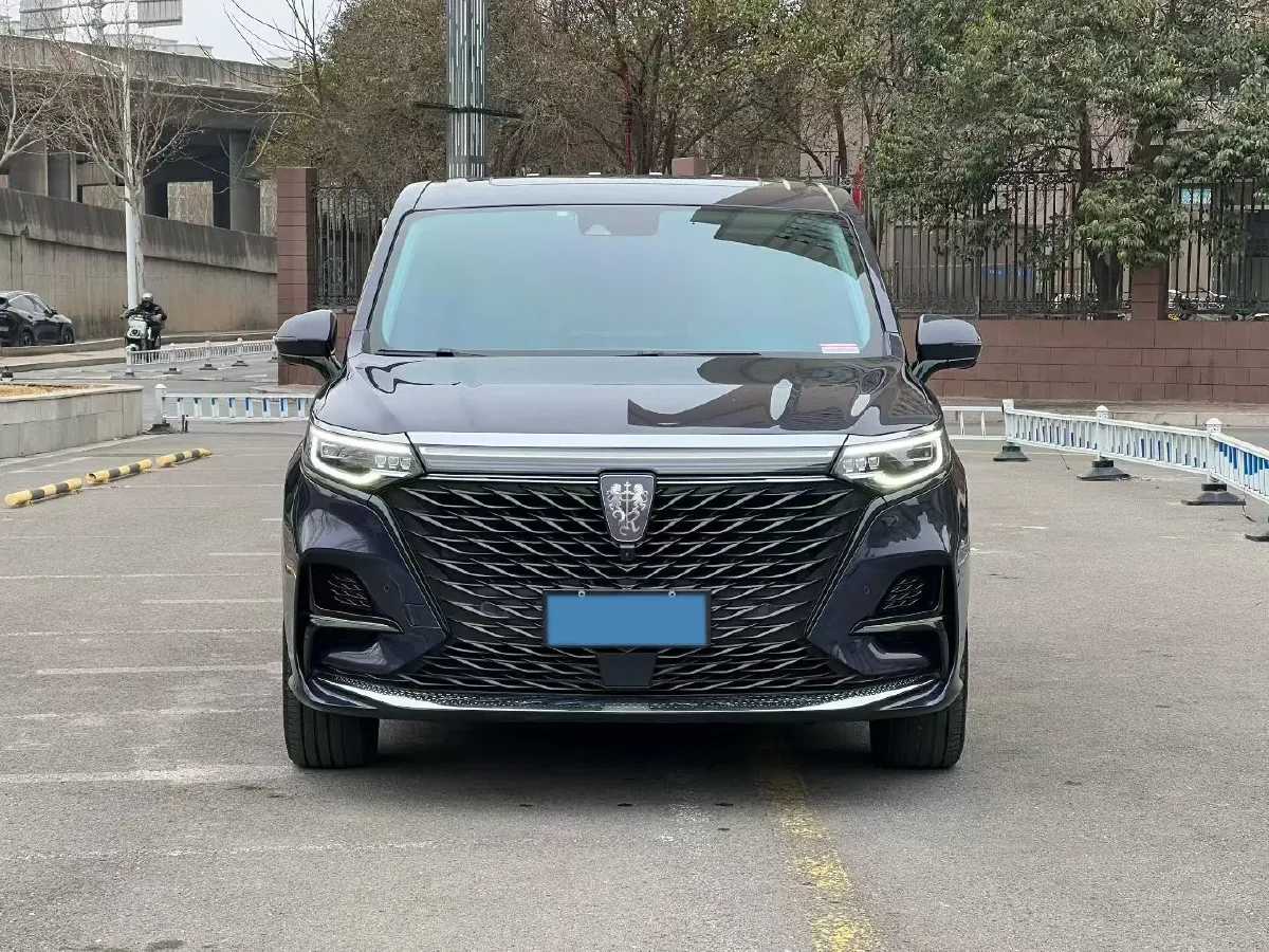2022 Roewe iMAX8 2.0T 234HP L4 8AT,autocango,china used car exporter,china ev exporter,chinese used car exporter,chinese used ev exporter