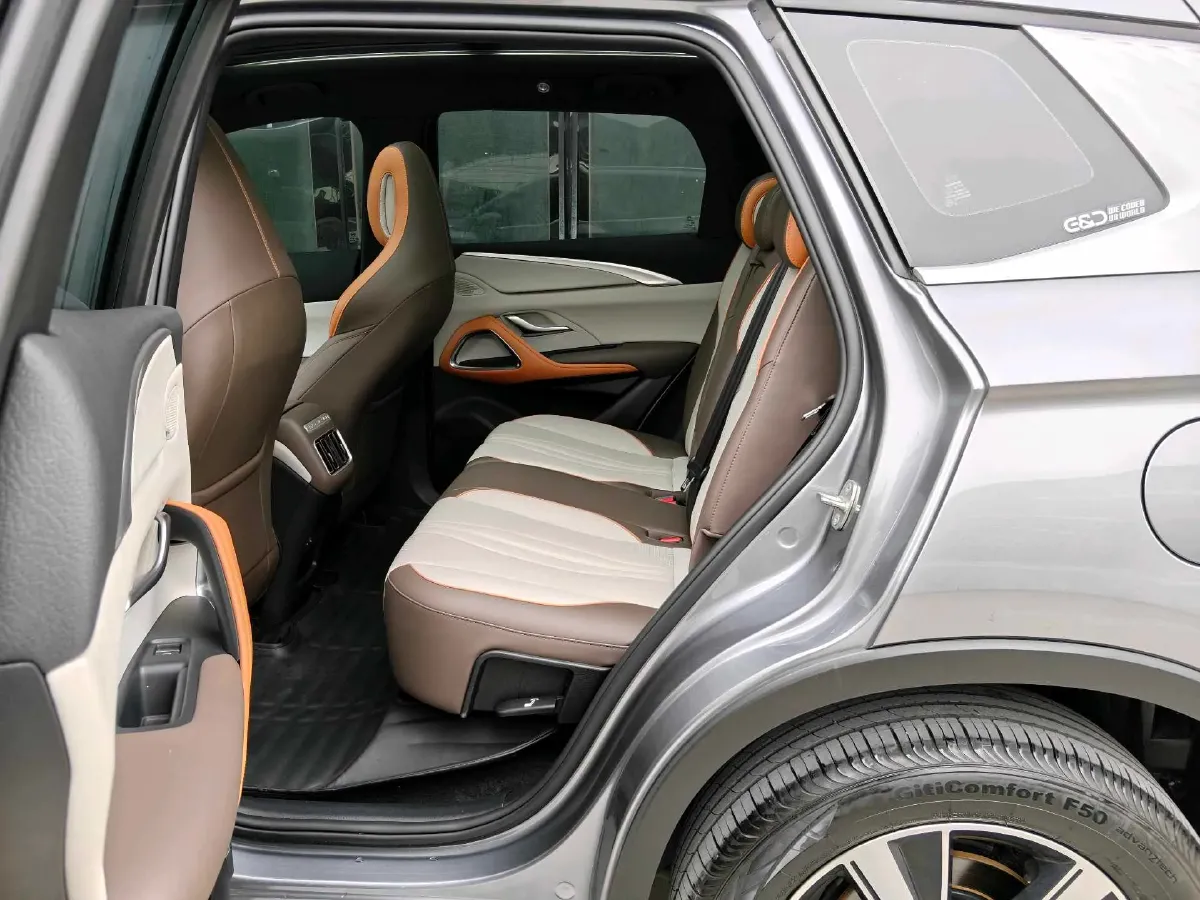 2022 LYNK&CO 03 1.5T 180HP L3 7DCT,autocango,china used car exporter,china ev exporter,chinese used car exporter,chinese used ev exporter