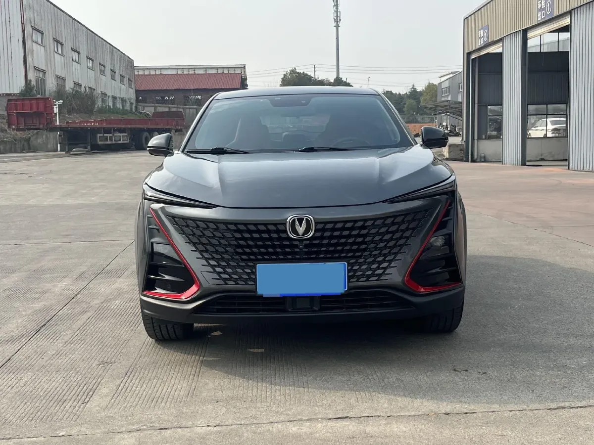 2020 ChangAn UNI-T 1.5T 180HP L4 7DCT,autocango,china used car exporter,china ev exporter,chinese used car exporter,chinese used ev exporter