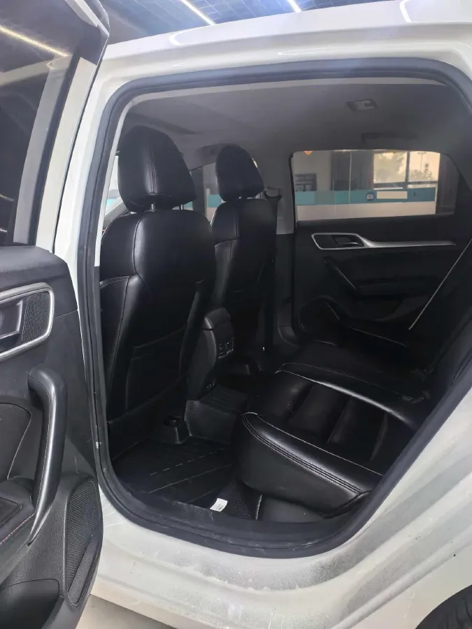 2019 MAXUS D60 1.5T 169HP L4 7DCT,autocango,china used car exporter,china ev exporter,chinese used car exporter,chinese used ev exporter