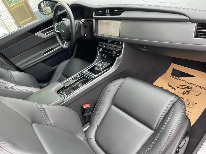 2020 Jaguar XFL 2.0T 200HP L4 8AT,autocango,china used car exporter,china ev exporter,chinese used car exporter,chinese used ev exporter