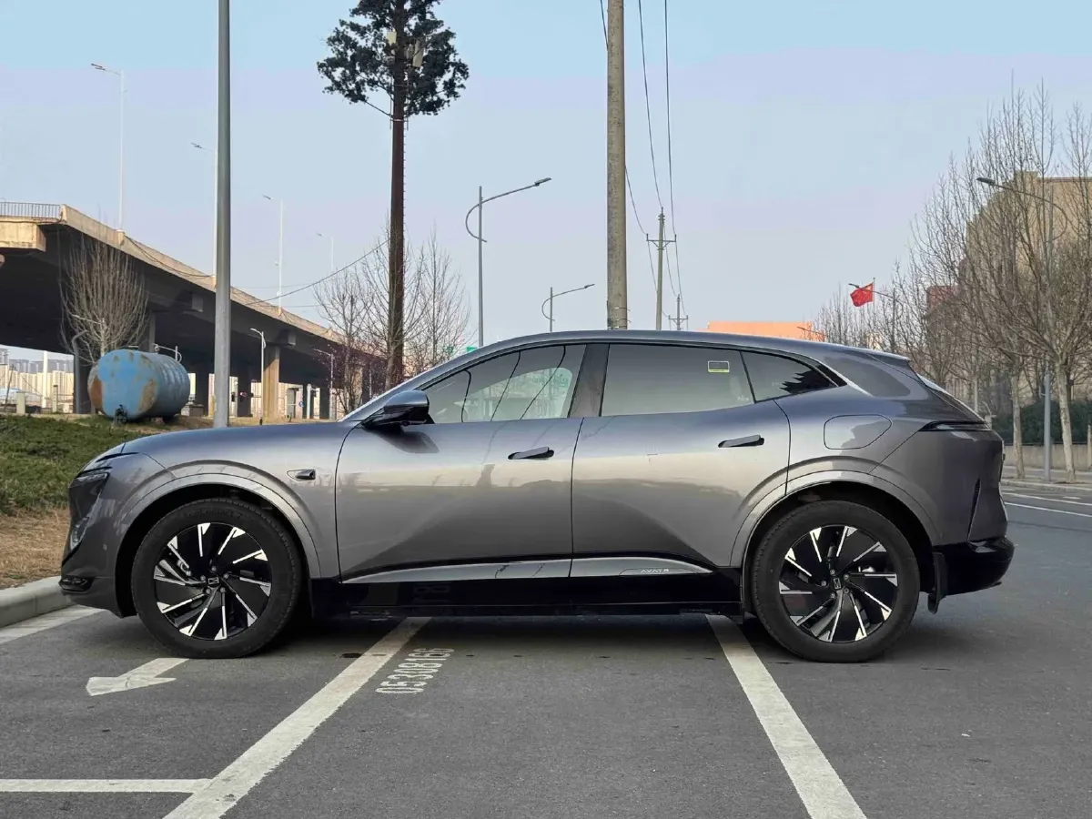 2024 Avatr 07 1.5T 156HP L4 REEV 39.05KWH,autocango,china used car exporter,china ev exporter,chinese used car exporter,chinese used ev exporter