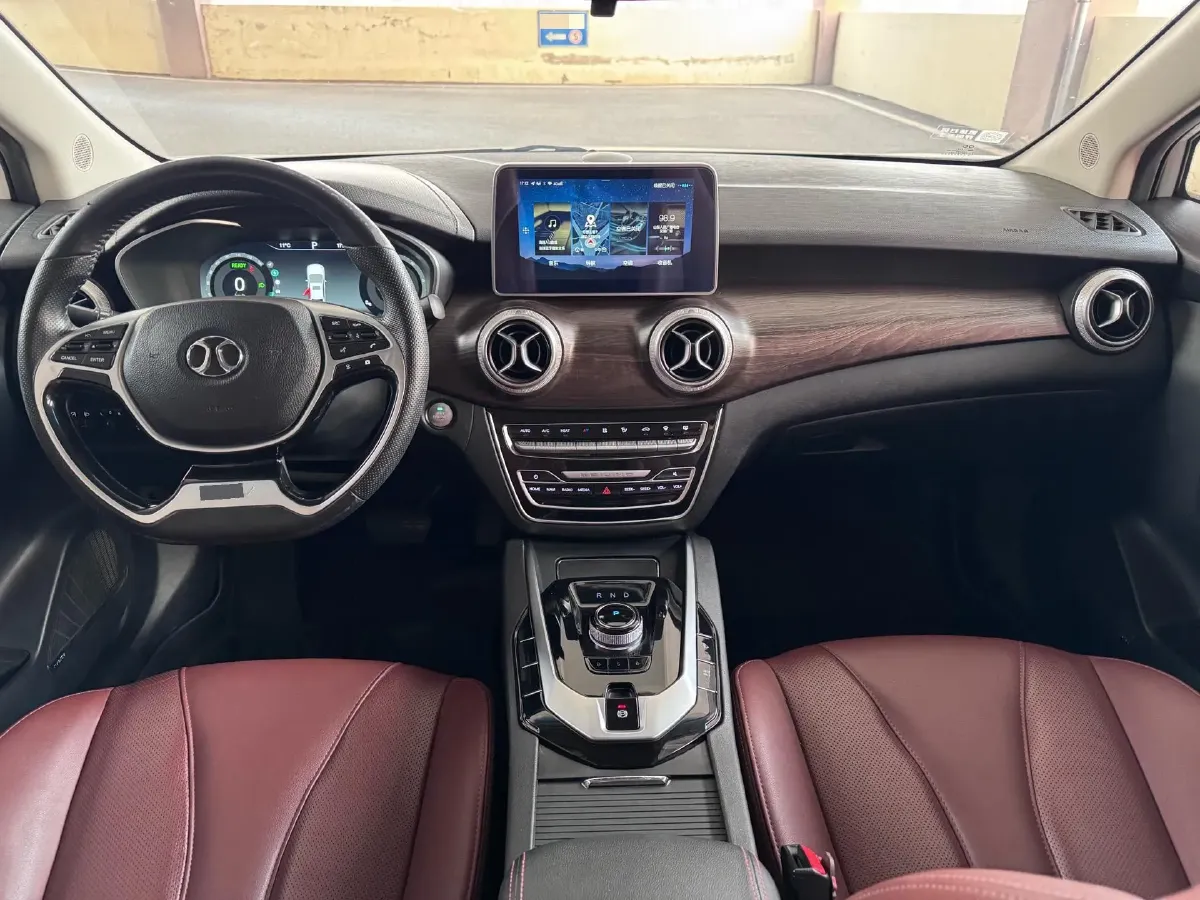 2019 BeiJing Auto EU5 BEV 50.8KWH,autocango,china used car exporter,china ev exporter,chinese used car exporter,chinese used ev exporter