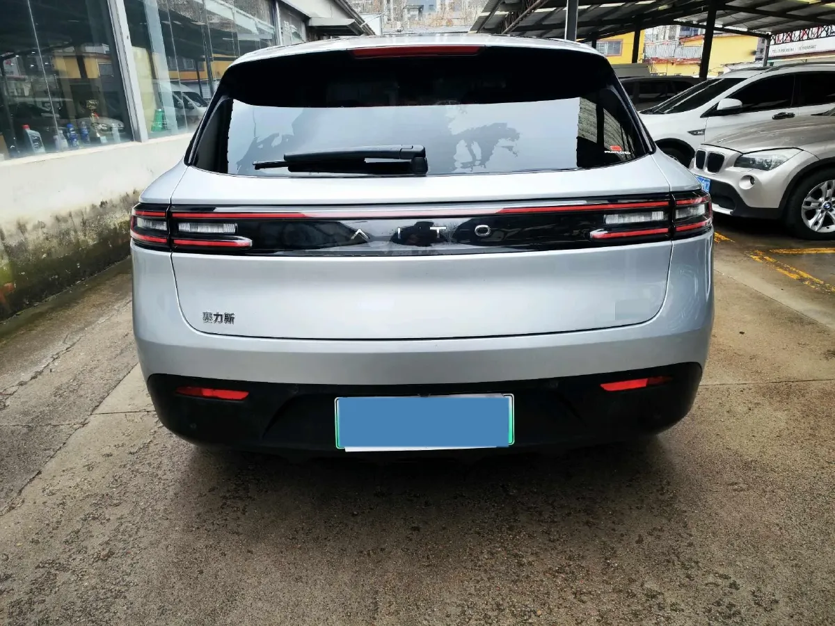 2022 AITO AITO M5 Range Extended 125HP REEV 40KWH,autocango,china used car exporter,china ev exporter,chinese used car exporter,chinese used ev exporter